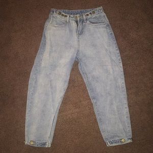 Mom jeans